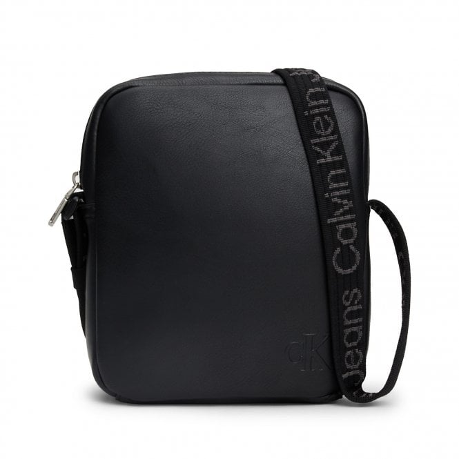 Calvin Klein Ultralight Reporter18 Cross Over Bag